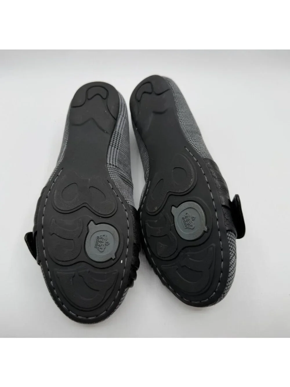 Born Molly Flats Women Size 7.5M Gray Plaid Fabric Round Toe Cushioned Shoes